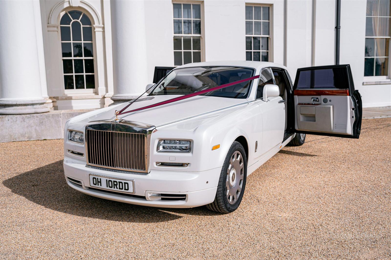 Rolls-Royce Phantom Series II — Bedford Executive Cars